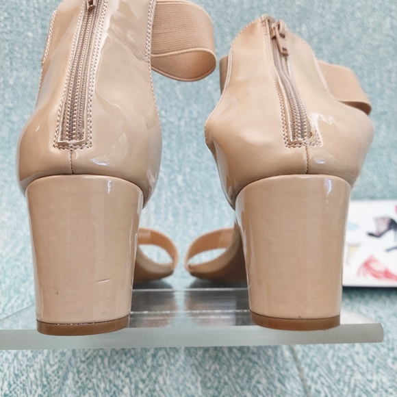 Beige Patent Dressy Sandals with Ankle Strap, sz 12 - Picture 6 of 10